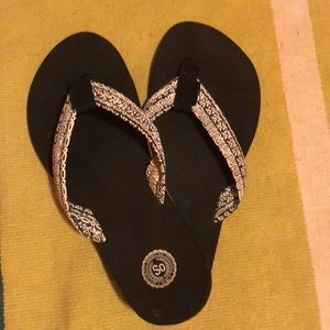 Black SO flip flops